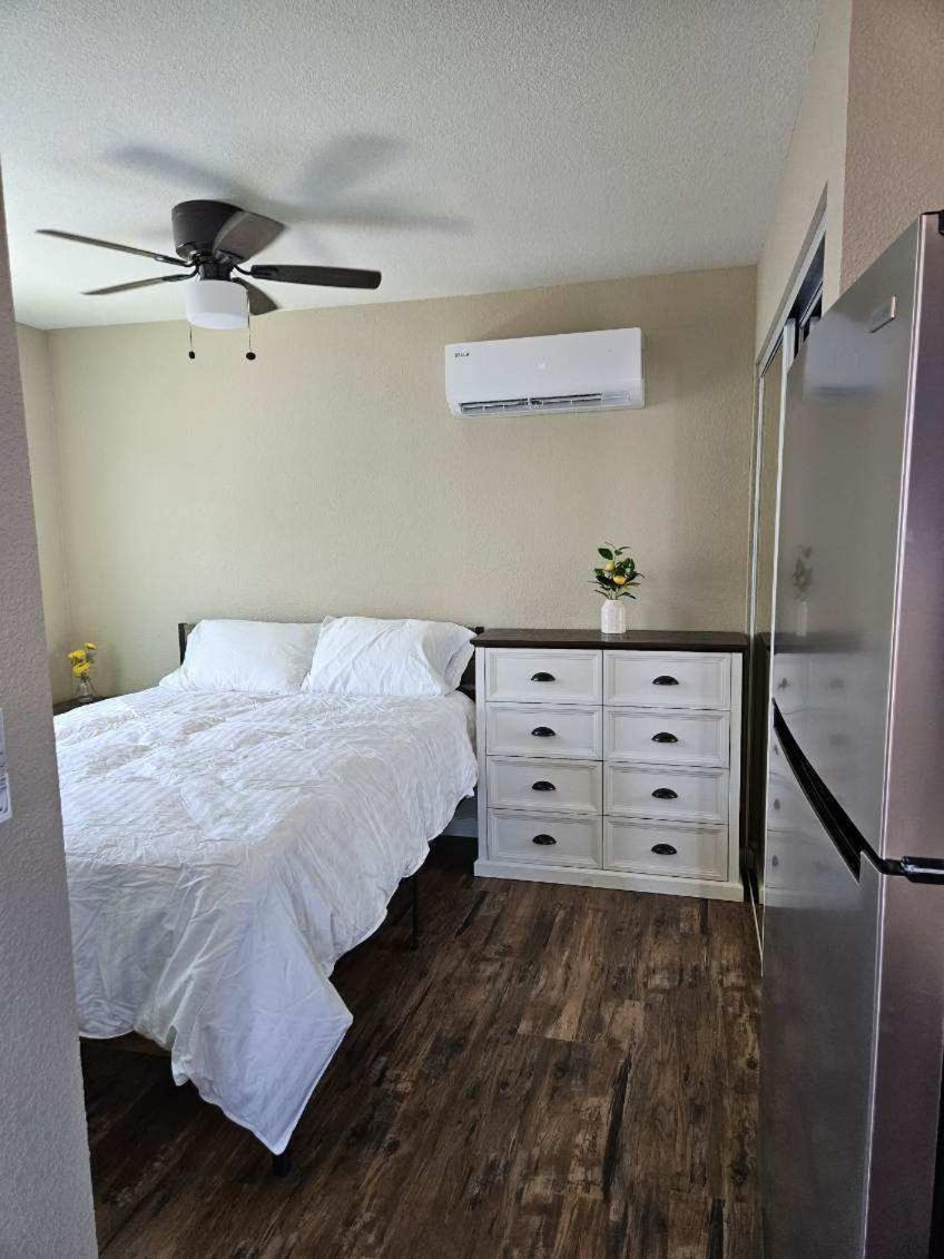 Tiny Cabin #19 American Trails Quartzsite Екстериор снимка